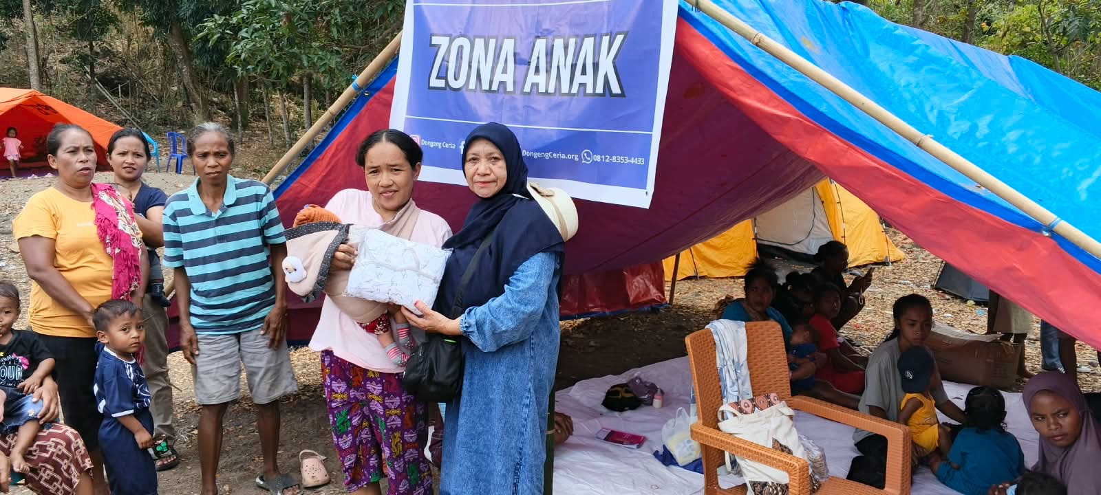 Bersama Pulihkan NTT, Lazismu PP ‘Aisyiyah Salurkan 1.695 Pasang Baju Newborn