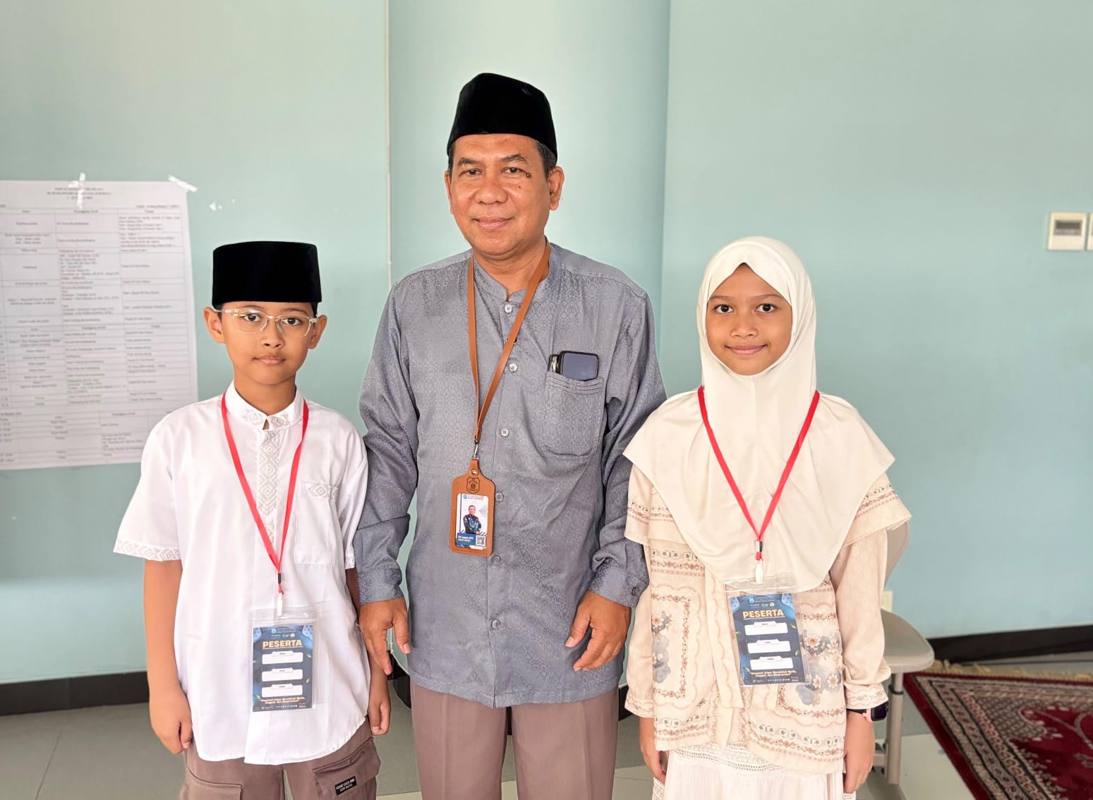 Ust. Edy Buka PIK Kelas 3 dan 4: Anak Mudipat Bagus Agama dan Bagus Akademiknya