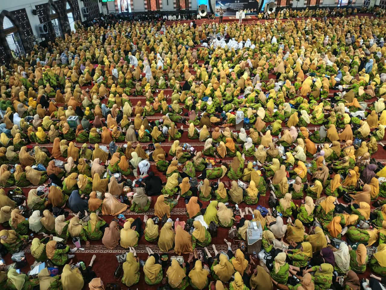6.000 Warga Aisyiyah Padati Pengajian Akbar di Masjid Syekh Ahmad Khatib Alminangkabawi Sumbar