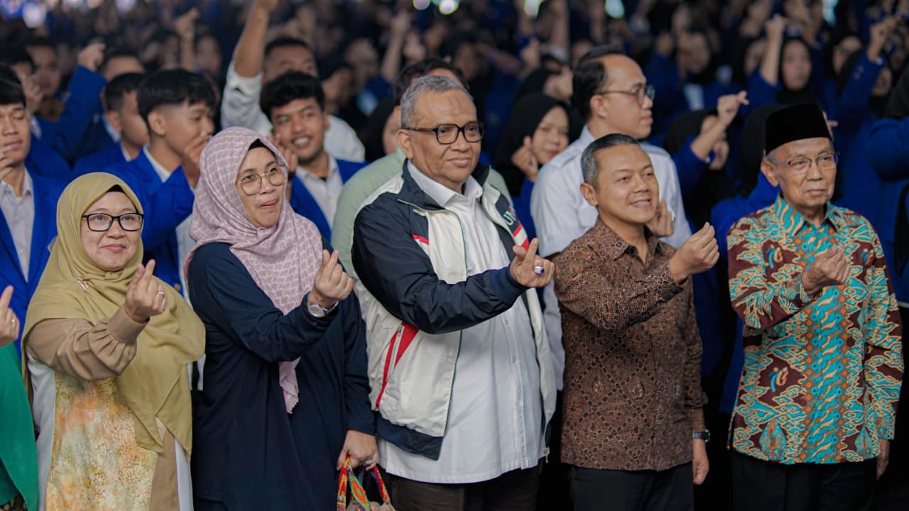 Dua Wamen Hadir di Kampus UMMI, Ajak Mahasiswa Siapkan Kompetensi Masa Depan