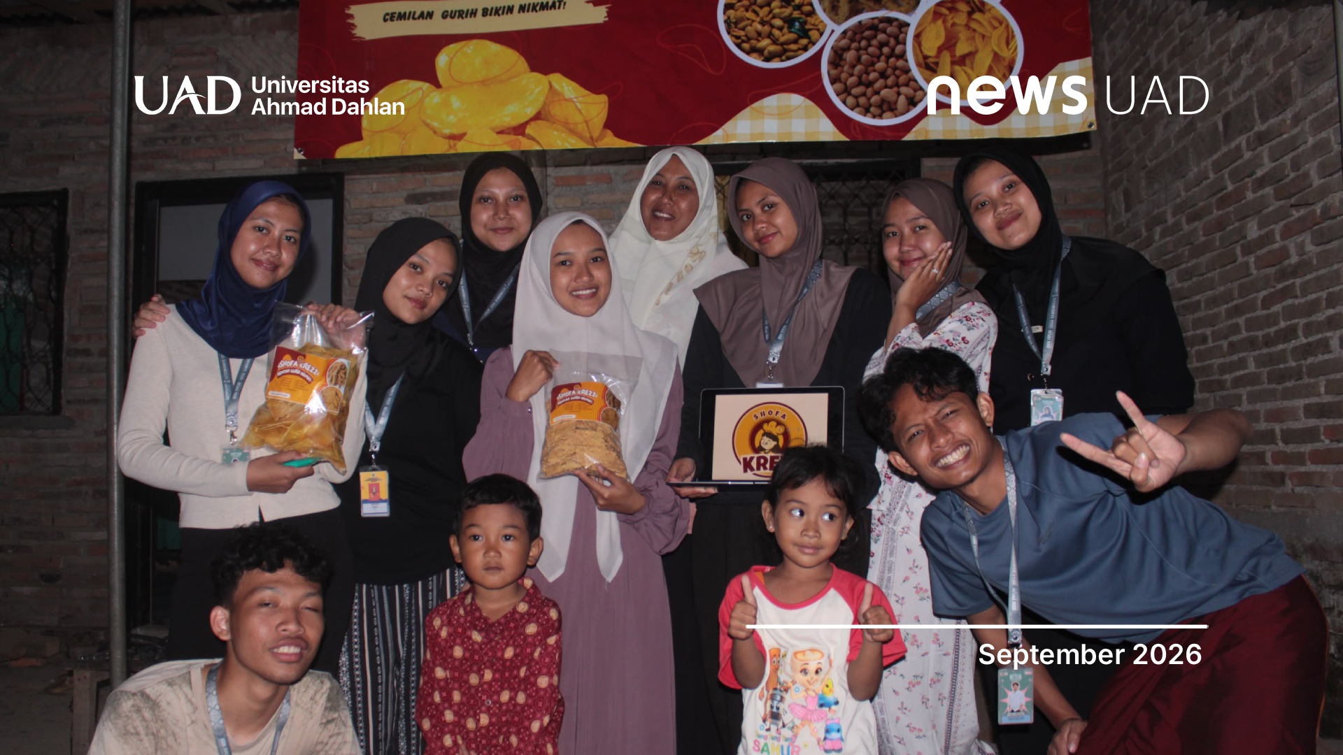 KKN UAD Dorong Digitalisasi UMKM di Sambimulyo, Banyuwangi