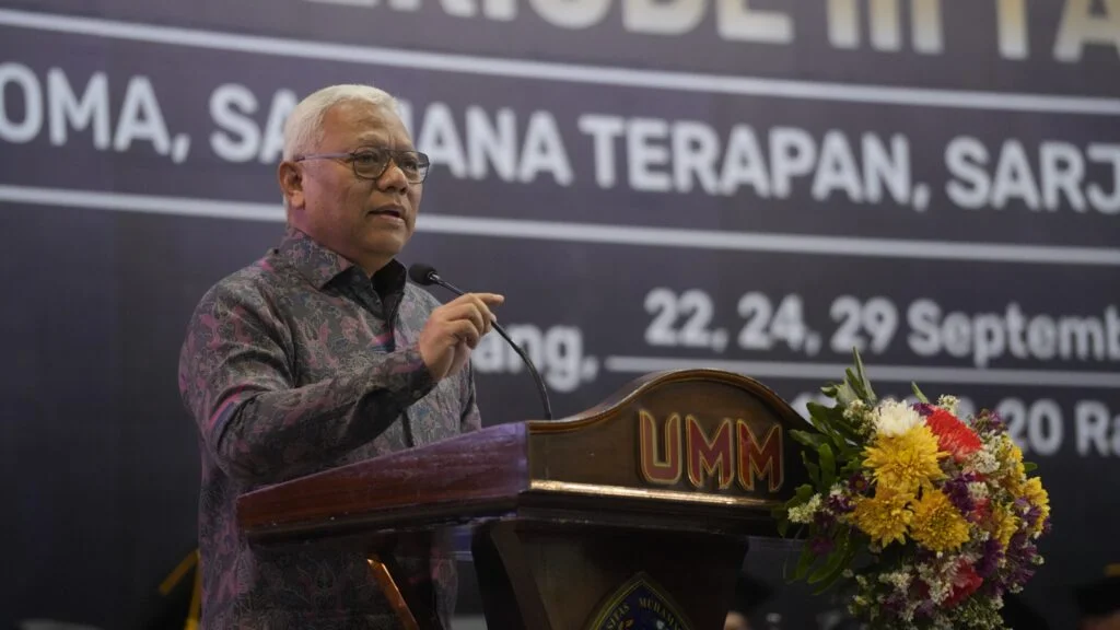 Wisuda ke-123 UMM: Direktur NAM CSSTC Tegaskan Pendidikan Jadi Penguat Solidaritas Global
