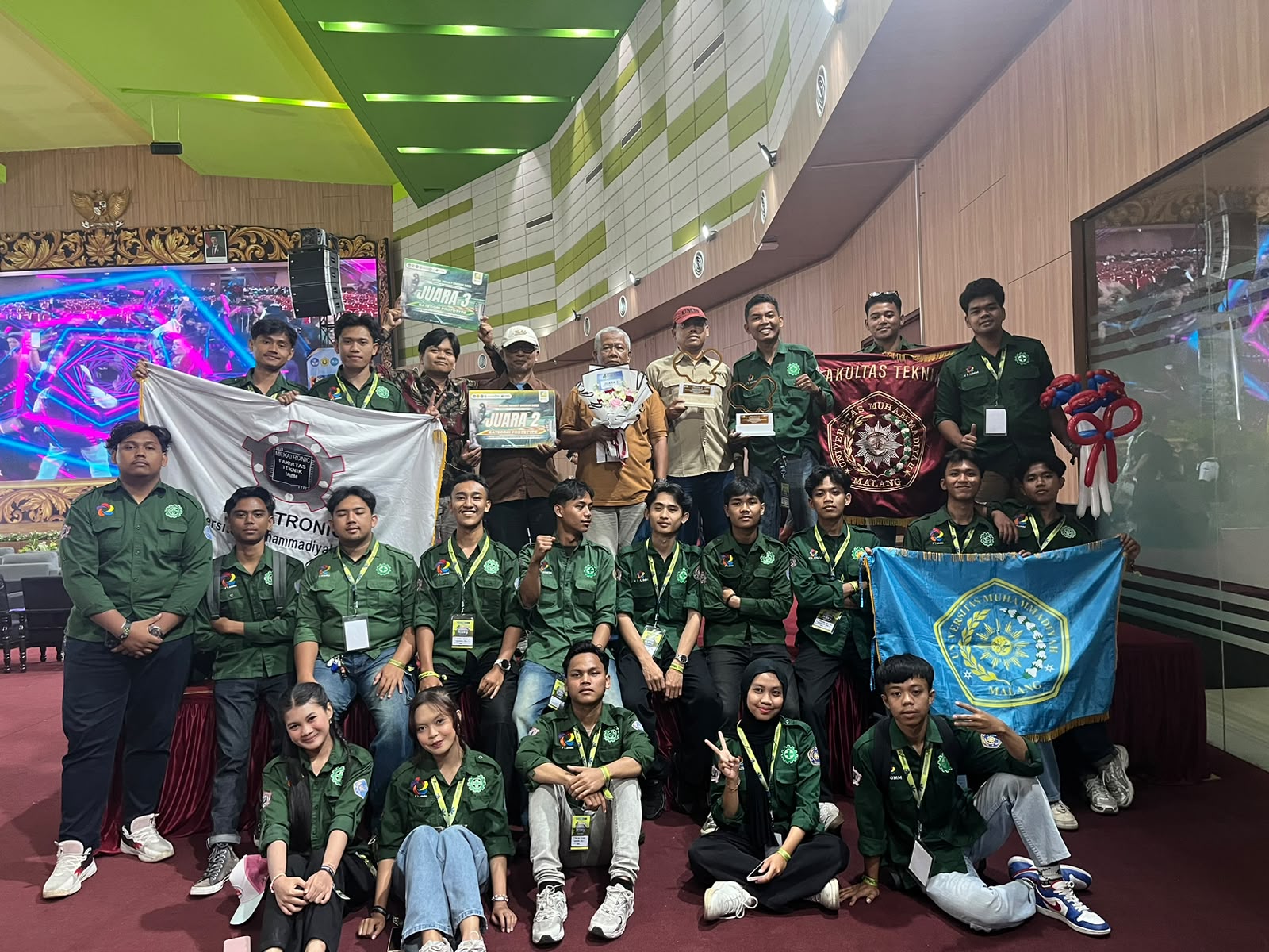 Dua Mobil Hemat Energi UMM Borong Juara Nasional di KMHE 2026