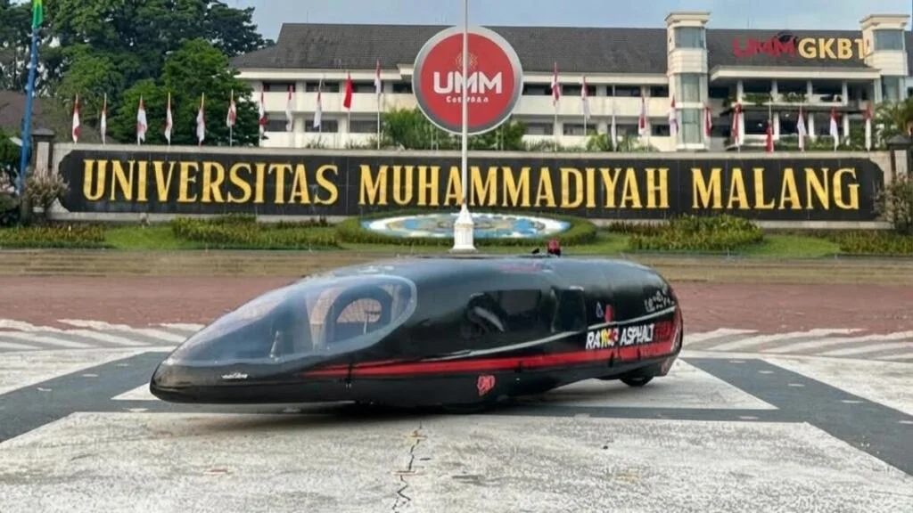 Dua Mobil Hemat Energi UMM Raih Juara Nasional di KMHE 2026