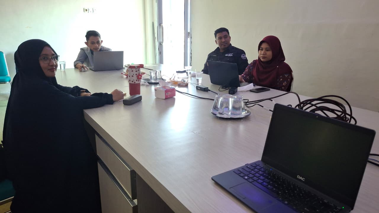 Perkuat Akurasi Data Institusi, Kabag Tracer dan Tim PPKPT Mantapkan Kolaborasi Pengisian IKU