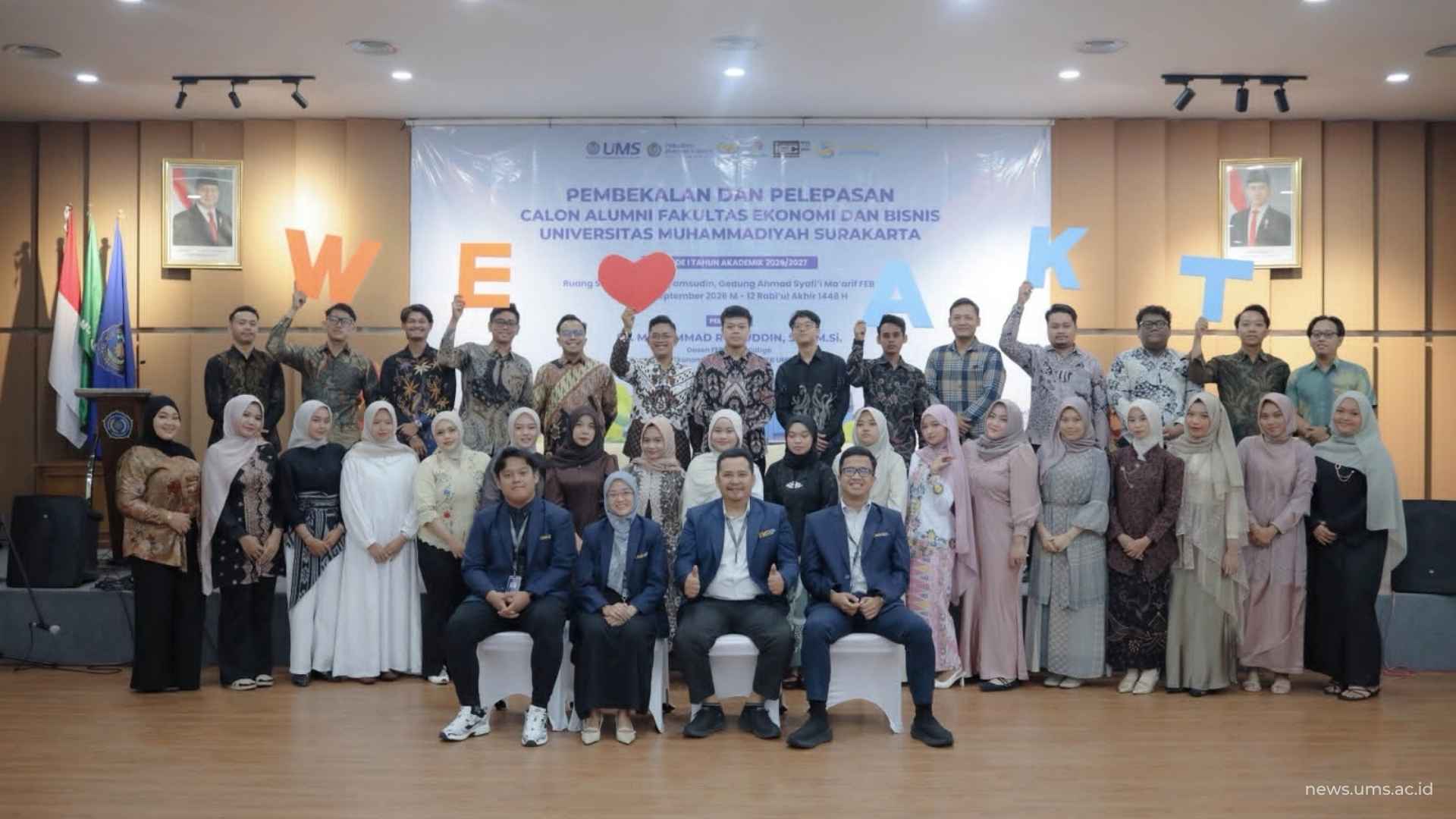 Pelepasan 270 Calon Wisudawan FEB UMS, Lulusan Didorong Terus Berkarya
