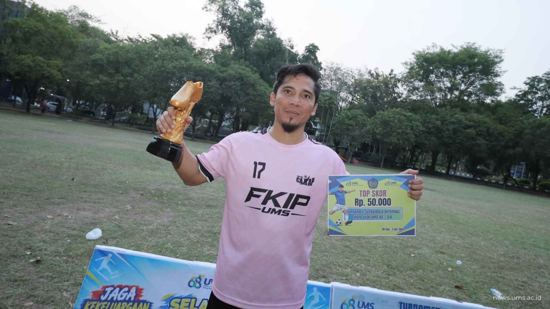 Kapten CAKAP FC sekaligus top score turnamen, Dr. Nur Subekti, S. Pd., M. Or.