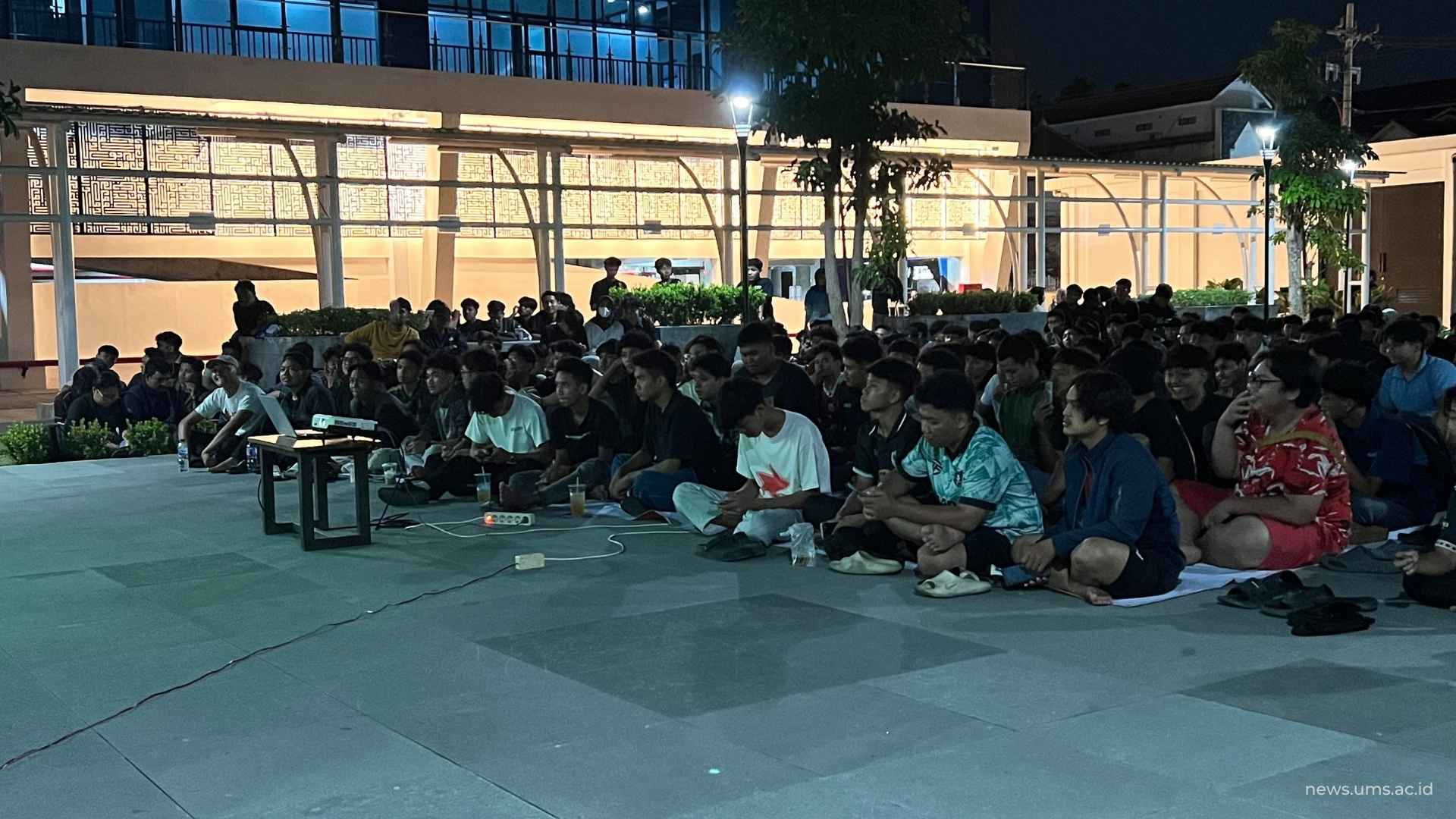 Pejuang Masjid UMS Kolaborasi dengan IMM Surakarta Gelar Nobar Final FIFA ASEAN Cup 2026 di Alun-alun FEB