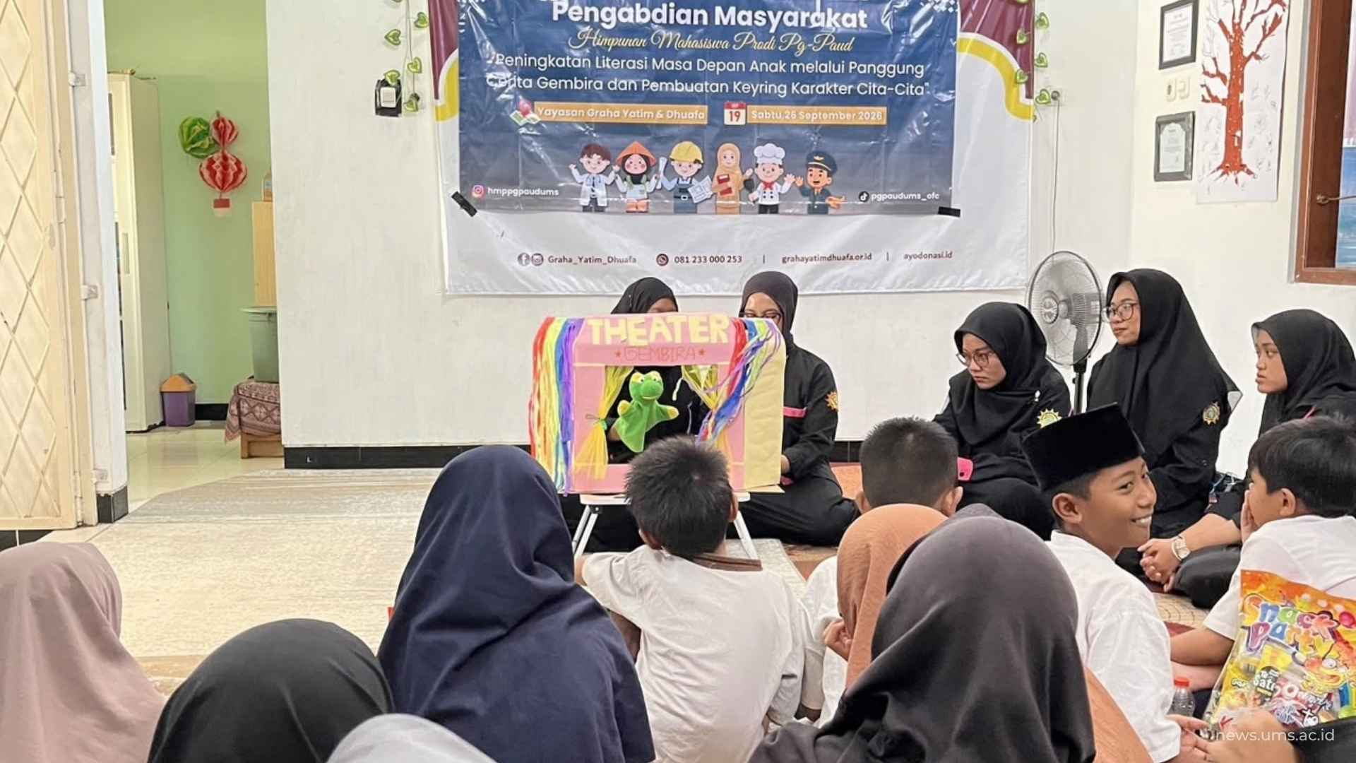 HMP PG-PAUD FKIP UMS Tingkatkan Literasi dan Kreativitas Anak melalui Panggung Cerita Gembira