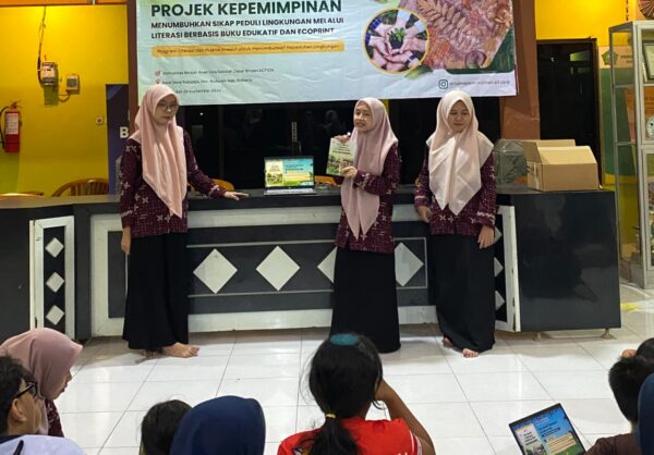PPG Umsida ajari anak cinta alam