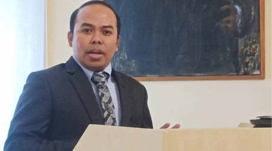 Dekan FPKS Umsura Raih Pro Laudanda Promotione Award 2026 dari University of Szeged Hungaria