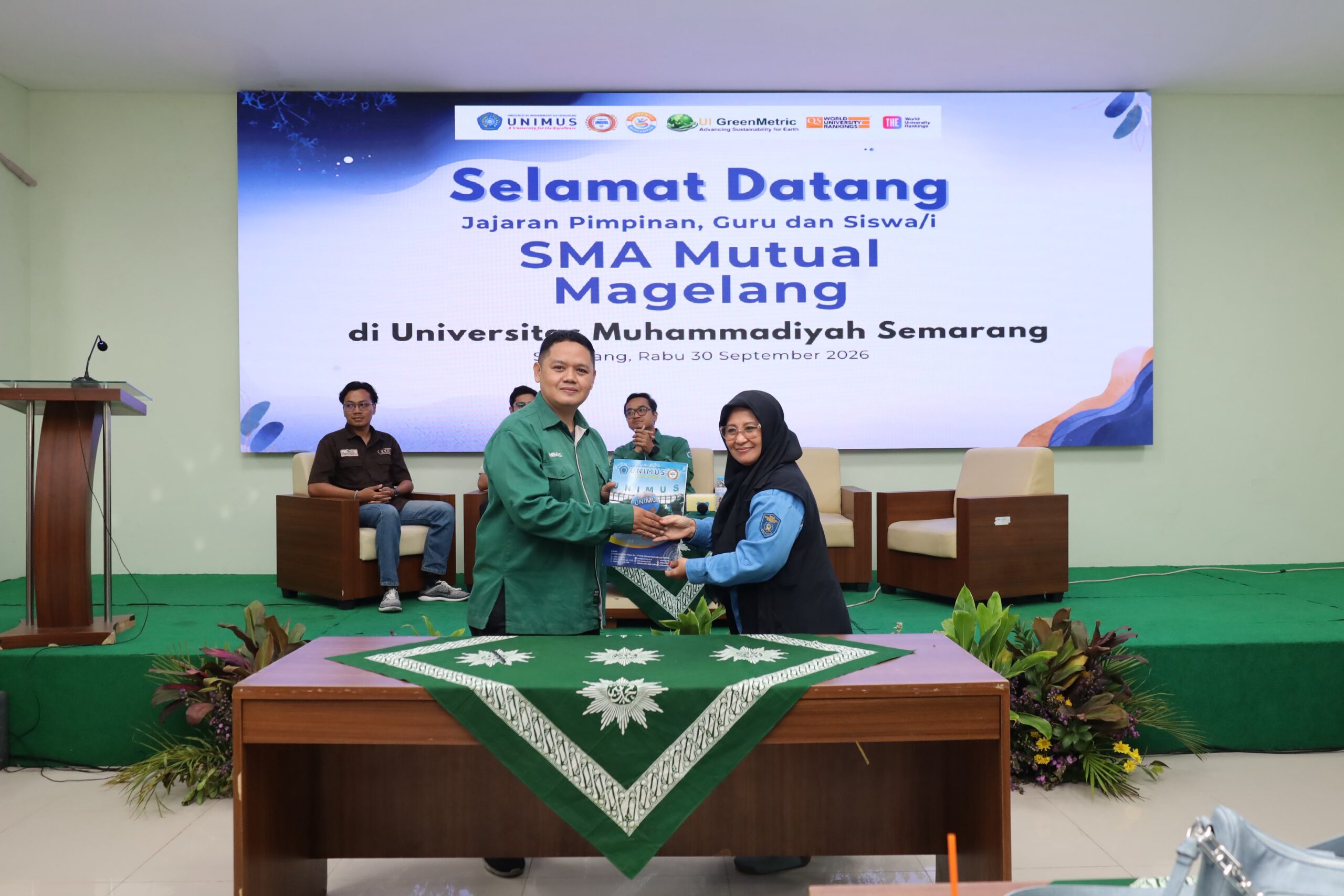 Ketahanan Pangan Jadi Bekal Generasi Muda, SMA Mutual Magelang Kunjungi UNIMUS