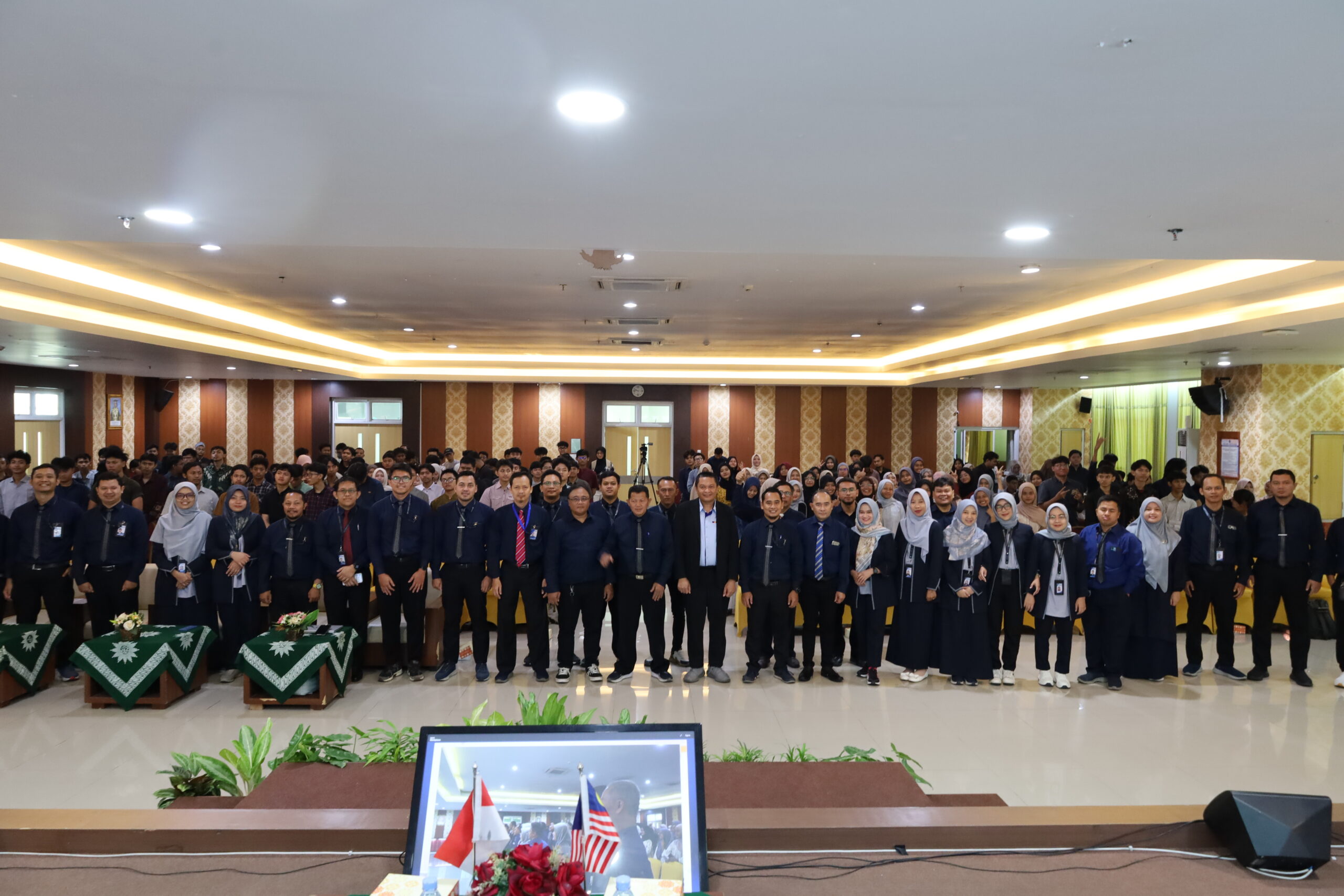 FIKOMDIGI Unimus Bekali Mahasiswa Baru dengan Wawasan Data-Driven Entrepreneurship