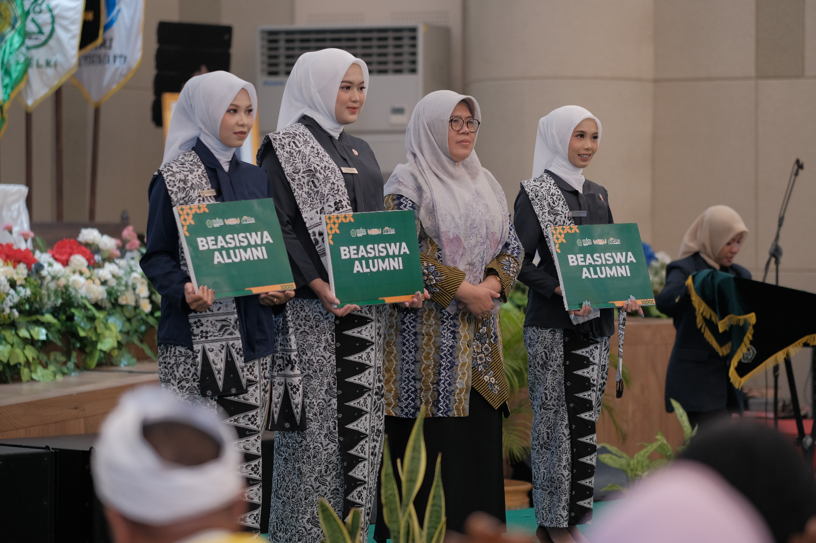 Dukung Pengembangan SDM Kesehatan, Tiga Lulusan Bidan UNISA Yogyakarta Raih Beasiswa