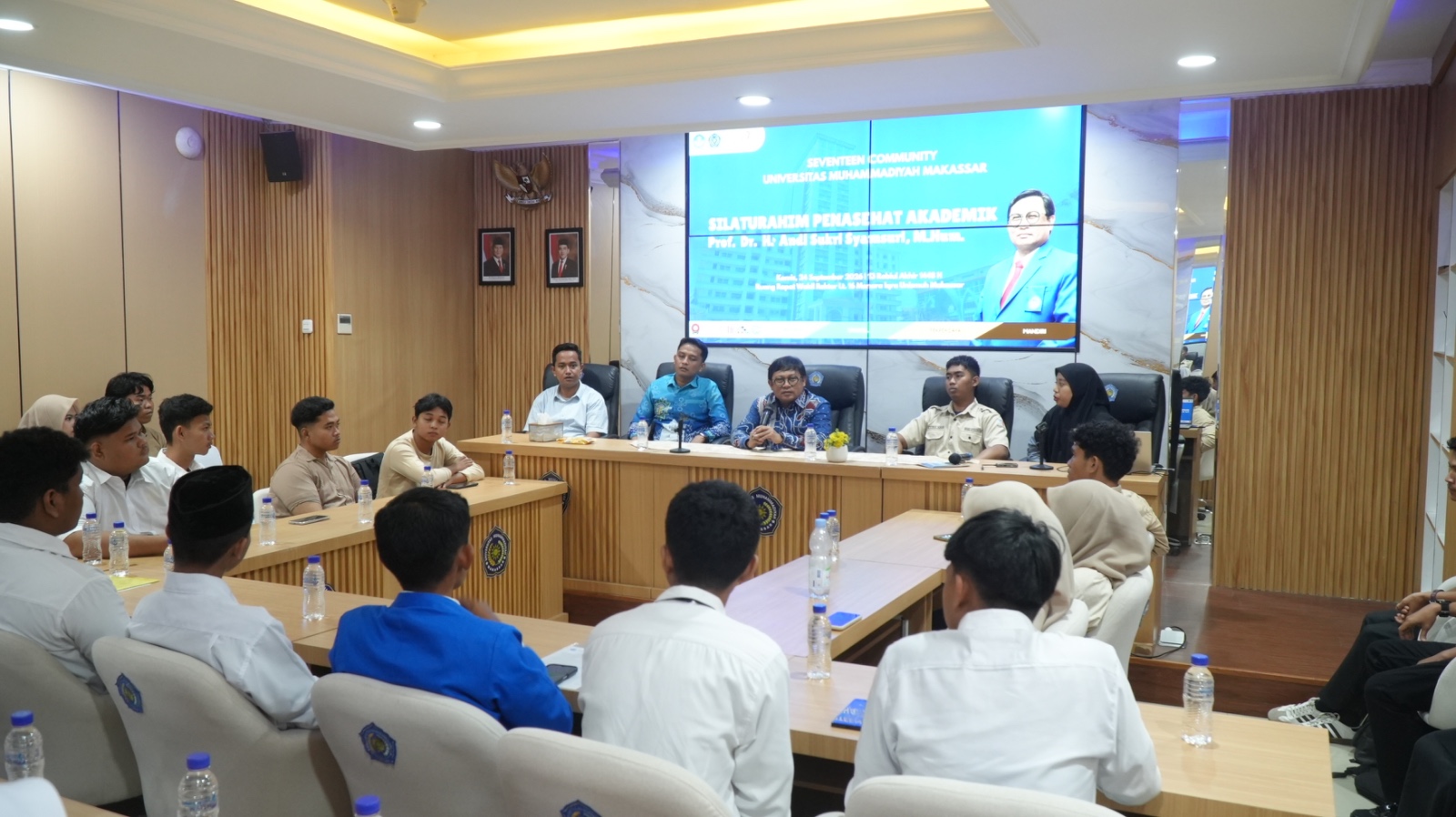 Temui Mahasiswa Baru Seventeen Community Unismuh, Prof Andis: Kuliah Jalan, Organisasi Juga Jalan