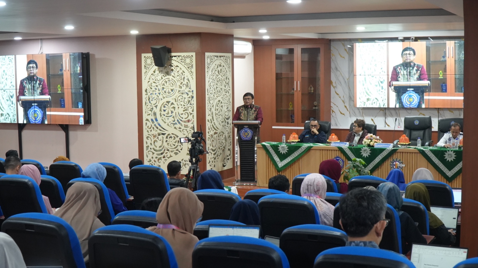 Dari Unismuh Makassar, Kemdiktisaintek Perkuat Publikasi Internasional Dosen Indonesia Timur dan Tengah