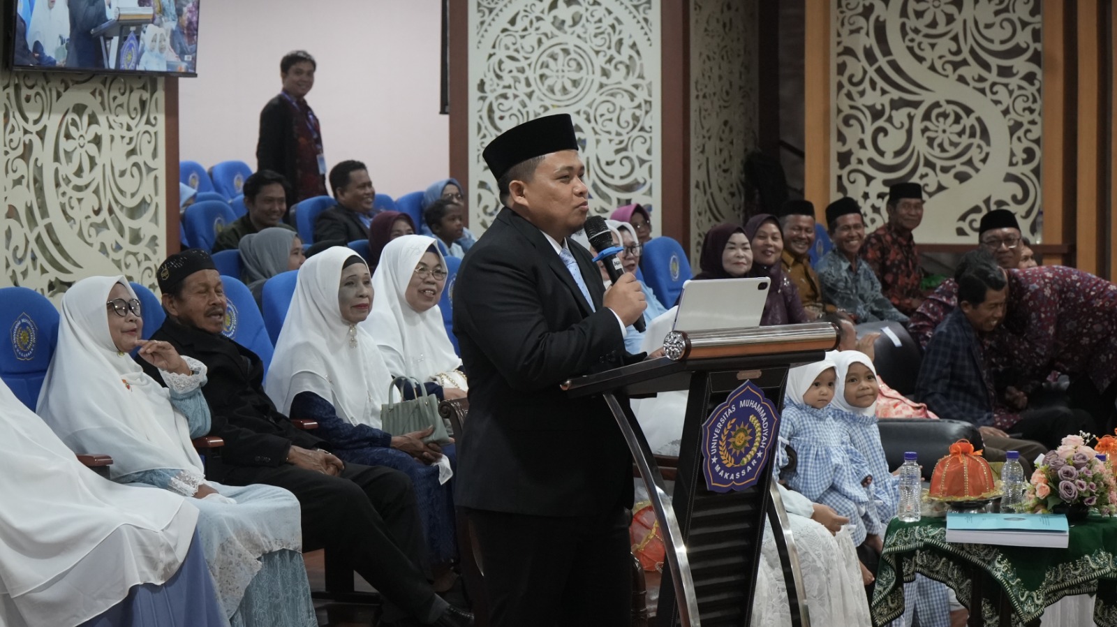 Elly Oschar Raih Doktor, Tawarkan Sintesis Pemikiran Ahmad Dahlan dan Hasyim Asy’ari