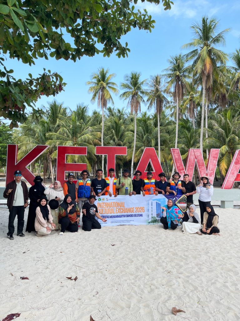 International Cultural Exchange (ICE) 2026 Ajak Mahasiswa Internasional Unmuh Babel Menikmati Pesona Pulau Ketawai